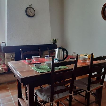 Quaint Holiday Home In Payzac With Garden מראה חיצוני תמונה